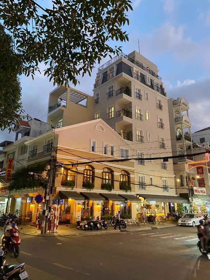 Hotel The Lighthouse Cần Thơ Exterior foto